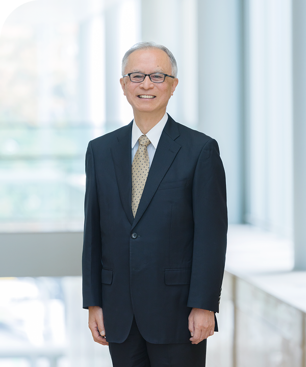 国立成育医療研究センター理事長 五十嵐 隆